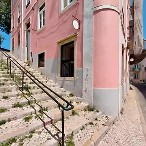 https://historical-apartment.hotels-lisbon-portugal.com